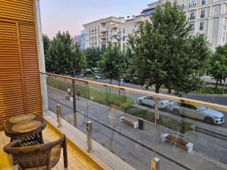 Royal Heritage 2BR Tashkent City Gardens, Park Fountain View - 1