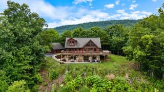 Serene Mtn Cabin Retreat Lake Access Hot Tub - 3