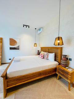 Solymar Villa 3 - 4