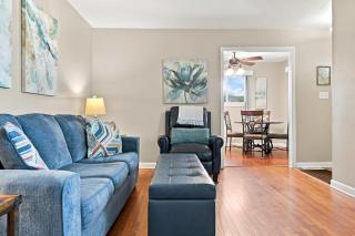 Spacious 4BR Near Convention Center-Family Friendly - 4