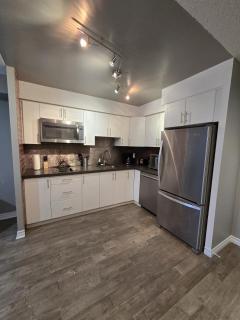 Designer Apartment in Prime Location - 4