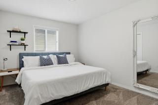 Luxury Cranston Home King Beds 77 TV BBQ - 5