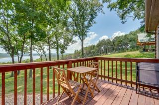 Stunning Views! Table Rock Lake Cabin Near Marina - 0