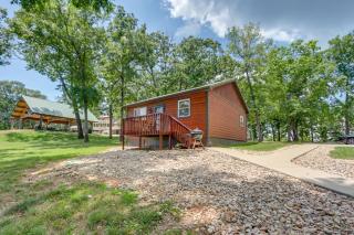 Stunning Views! Table Rock Lake Cabin Near Marina - 9
