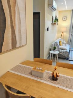 Leafy & Light-Minimalist I Ciq KSL 5pax, 2BR 2bath - 5