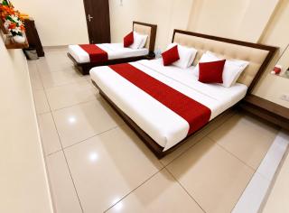 Parth Paradise Hotel - 1