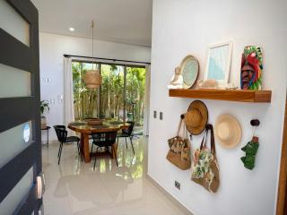 Bali Style Villa Near Whales Tail Beach - 0