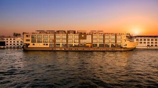 Royal Princess Amira Cruise - 0