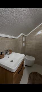 Mona Home - 5