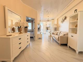 CoraApart by the Sea 2 - 9