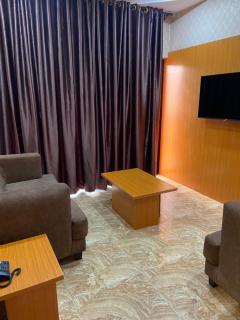 Goldstep Hotel Asaba - 4