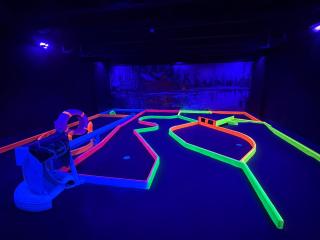 Lakefront Escape- Hot Tub & Putt-Putt - 5