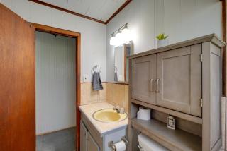 9 Mi to Water Park: Silver Creek Gem w/ Fireplace! - 1