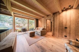 AlpeLuce Mountain Chalet - 4
