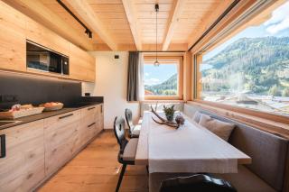 AlpeLuce Mountain Chalet - 2