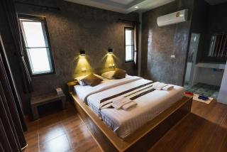 Hotel Bluehaven Suites Delhi - 4