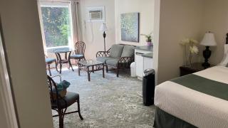 Bruce Manor - 2