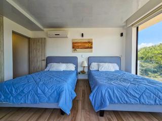 Macondo 1BR Rooftop Pool, Parking & Wi-Fi - 3
