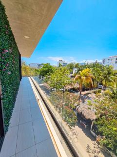 Macondo 1BR Rooftop Pool, Parking & Wi-Fi - 1