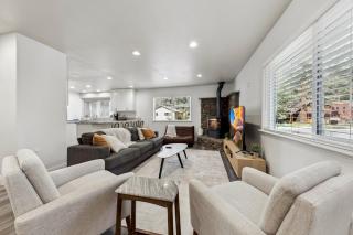 2543 Knox Avenue cabin - 7