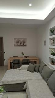 Modern Comfort Stay - 6