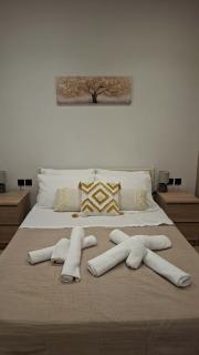 Modern Comfort Stay - 5
