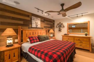 Whistler Village Penthouse 4-Bed - 7