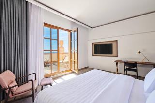 Le Meridien Ra Beach Hotel and Spa - 9