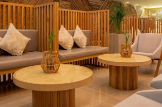 Courtyard by Marriott Santa Marta Resort - 1