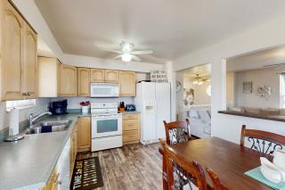History, Hikes & Cozy Nights: Parowan Gem w/ Deck! - 3