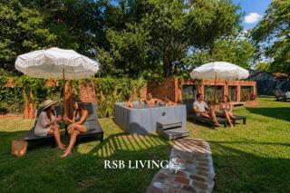 Relaxing Getaway with Private Hot Tub 7 Br 4 bath - 0