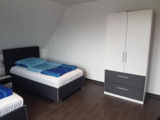 Hotel Restaurant Kroatia - Dortmund - 8