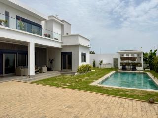 Magnifique villa à Ngeurigne , 15mn de Saly - 0