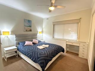 Comfortable Family Stay in the Heart of Ringwood - 8