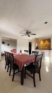 Home 365 Mérida Comodidad, amplitud total, 3 recamaras, 2 baños 5 camas ideal familias Consulado Americano - 2