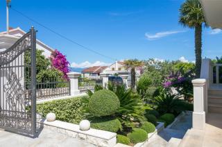 Apartments with parking space Supetar, Brac - 18307 - 4