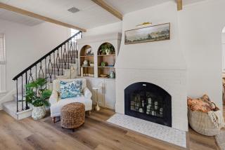 Bella Azul - Charming Home Minutes from Campus home - 7
