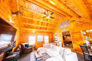 Log Home w Mountain Views Near Windham & Hunter Ski Resorts - 4