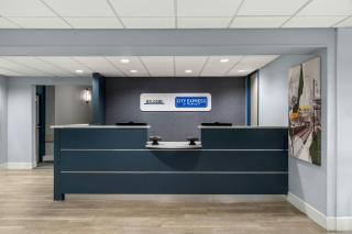 City Express By Marriott Findlay - 8