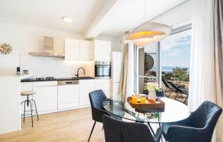Lovely Apartment In Podstrana With Wifi - 4