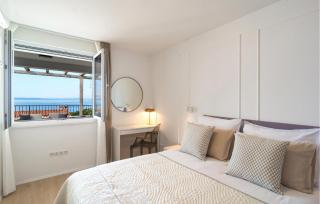 Lovely Apartment In Podstrana With Wifi - 7