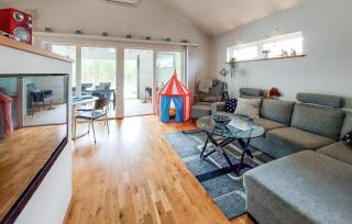 1 Bedroom Cozy Home In Skummeslöv - 8