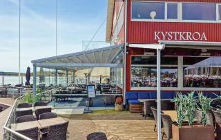 Amazing Ship In Manstad With House Sea View - 1