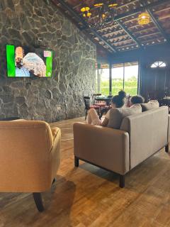 Posada de Leda y Jose, Casa de campo en la zona de Santa Cruz de Turrialba - 6