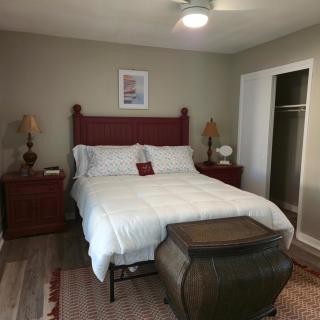Escape at Cul-de-Sac Retreat 2 Master Suites Clark - 7