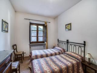 Mansion in Citerna with Pool & Garden - 1