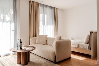 Yamas Urban Living Stayone Suites - 8