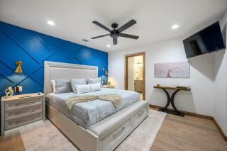 Aqua Pines Luxury Retreat - Pool, Sauna, Hot Tub, Fishing Pond and Theater - 3
