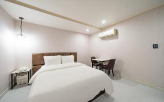 Bulgwang CS Hotel - 1