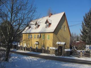 Holiday Home Stara Kamienica near Ski Slopes - 0